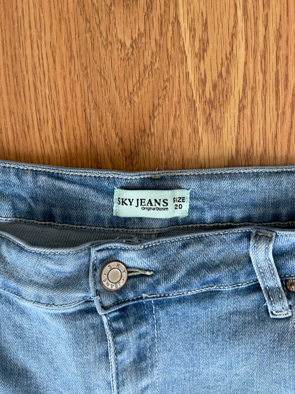 Women’s Light Blue Denim Jeans - Size 20 stretch curvy classic timeless